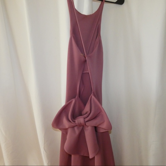 Evening Gown - Picture 4 of 4